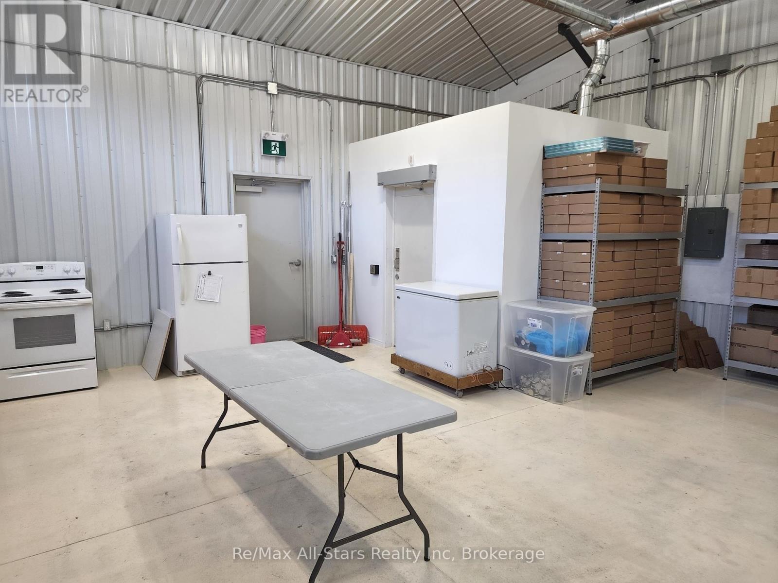 25754 35 Highway, Lake Of Bays, Ontario  P0A 1H0 - Photo 22 - X12347380