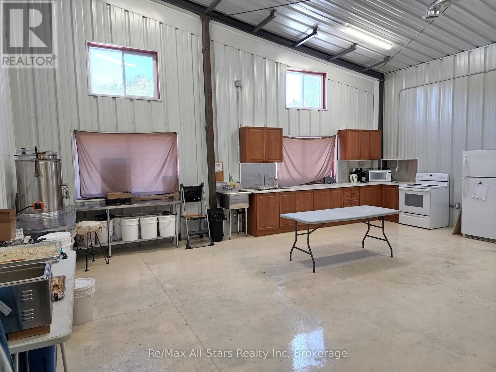 25754 35 Highway, Lake Of Bays, Ontario  P0A 1H0 - Photo 23 - X12347380