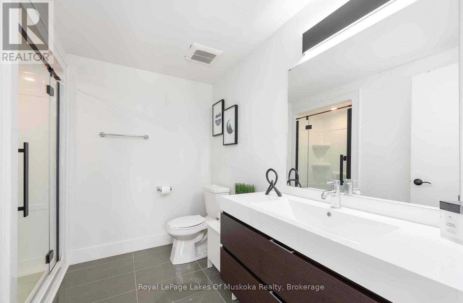 102 - 3 Tree Tops Lane, Huntsville, Ontario  P1H 0B8 - Photo 13 - X12348899