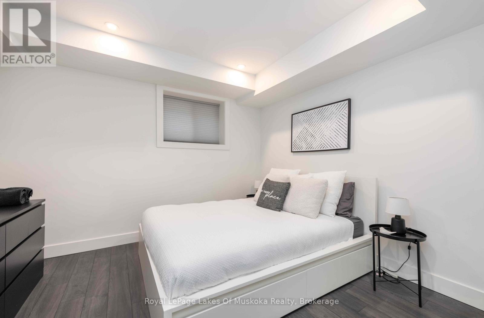 102 - 3 Tree Tops Lane, Huntsville, Ontario  P1H 0B8 - Photo 14 - X12348899