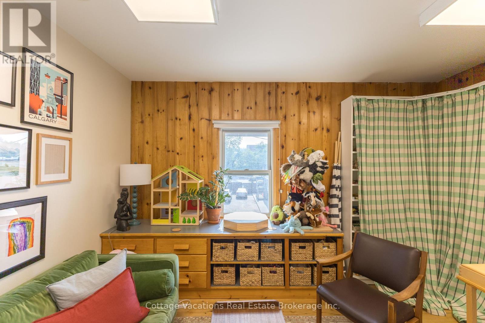 10 Brunel Road, Huntsville, Ontario  P1H 2A9 - Photo 18 - X12350224