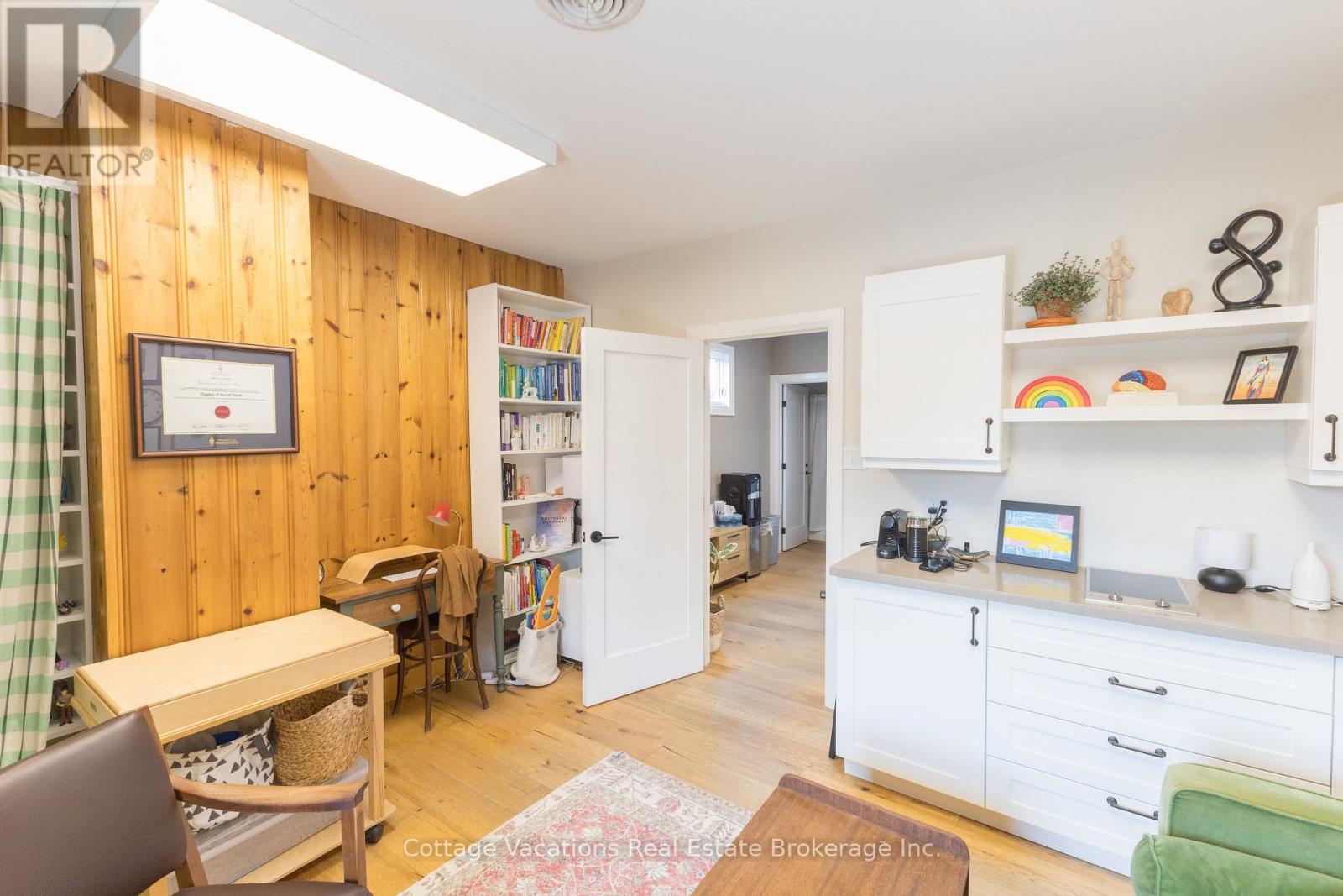 10 Brunel Road, Huntsville, Ontario  P1H 2A9 - Photo 19 - X12350224