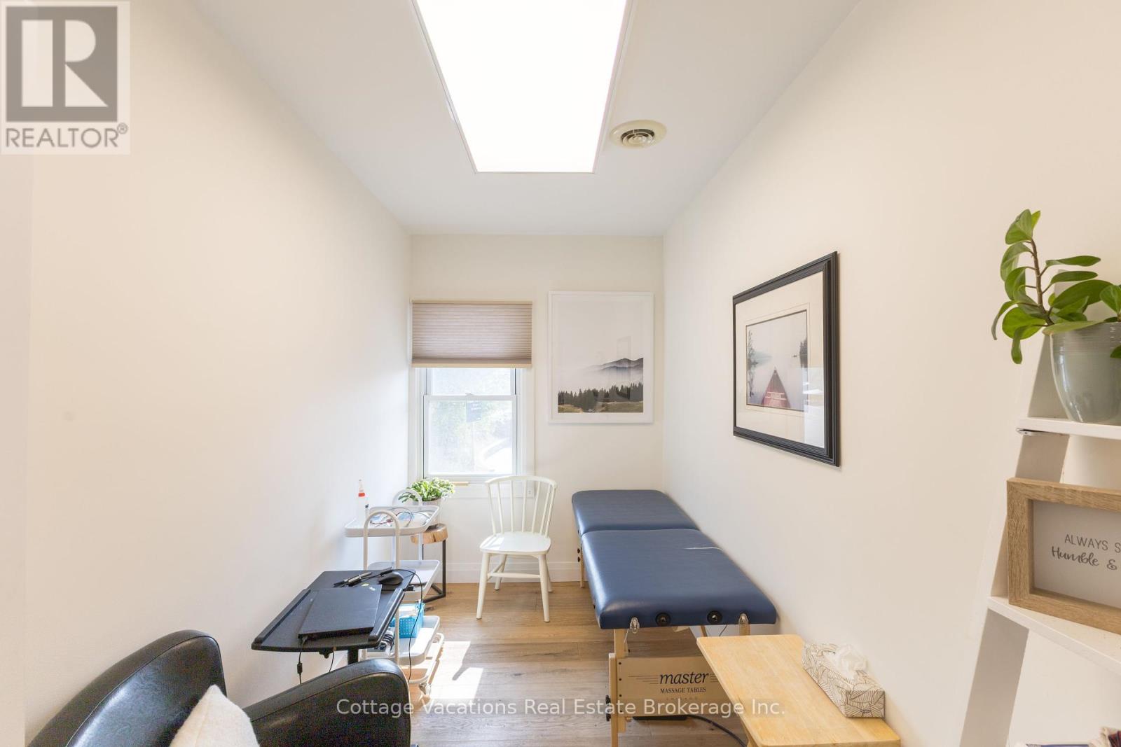 10 Brunel Road, Huntsville, Ontario  P1H 2A9 - Photo 20 - X12350224