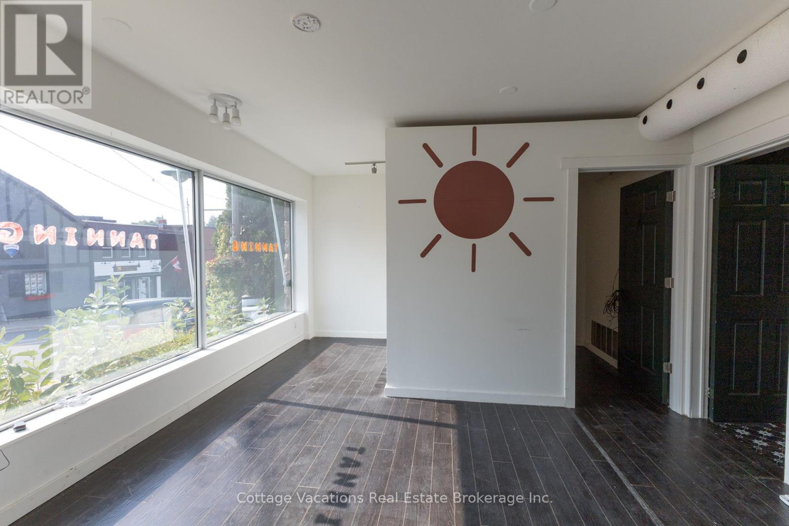 10 Brunel Road, Huntsville, Ontario  P1H 2A9 - Photo 43 - X12350224