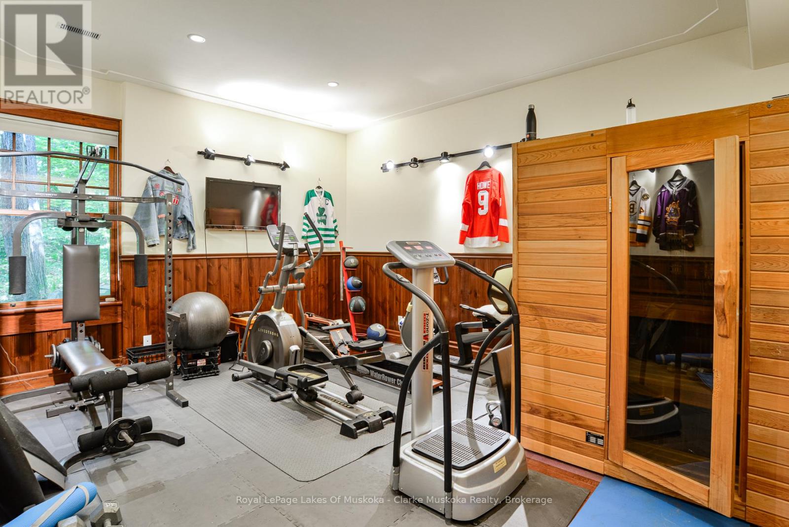 45 Estate Drive, Muskoka Lakes, Ontario  P0B 1J0 - Photo 22 - X12352498