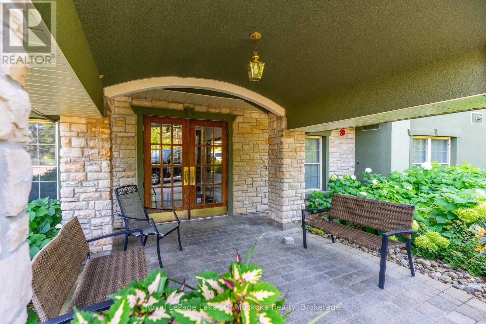 308 - 24 Ontario Street, Bracebridge, Ontario  P1L 2H5 - Photo 4 - X12353943