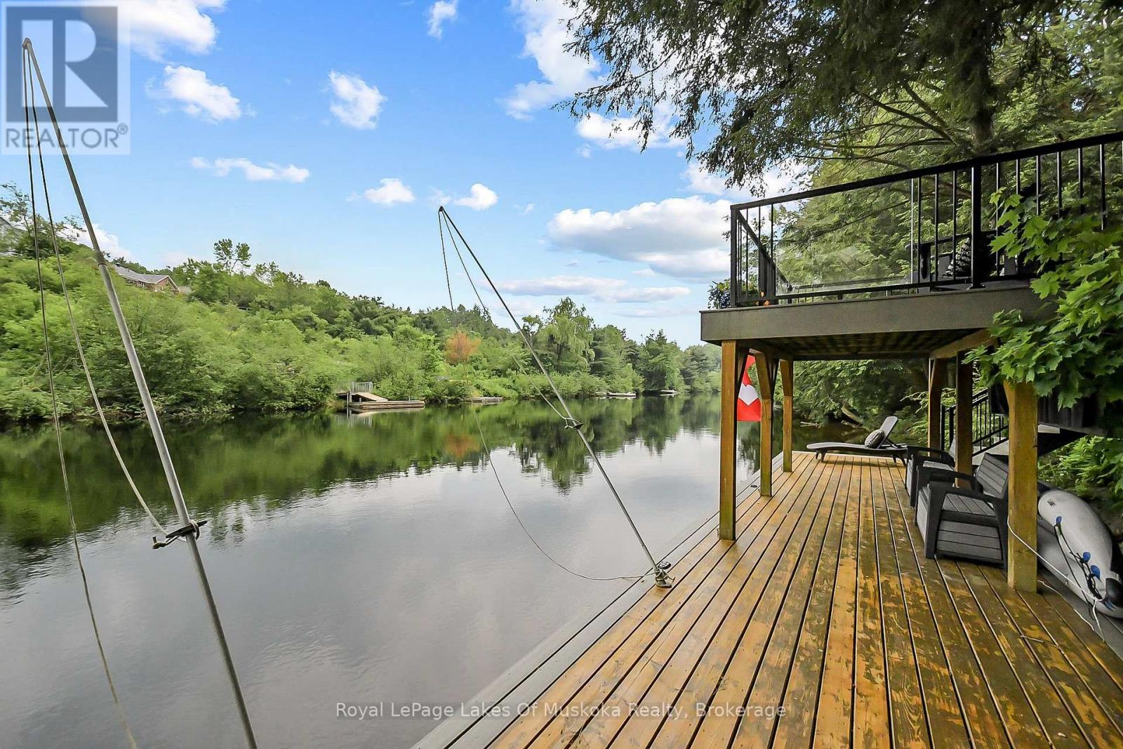 103 Southbank Drive, Bracebridge, Ontario  P1L 1G3 - Photo 12 - X12354547