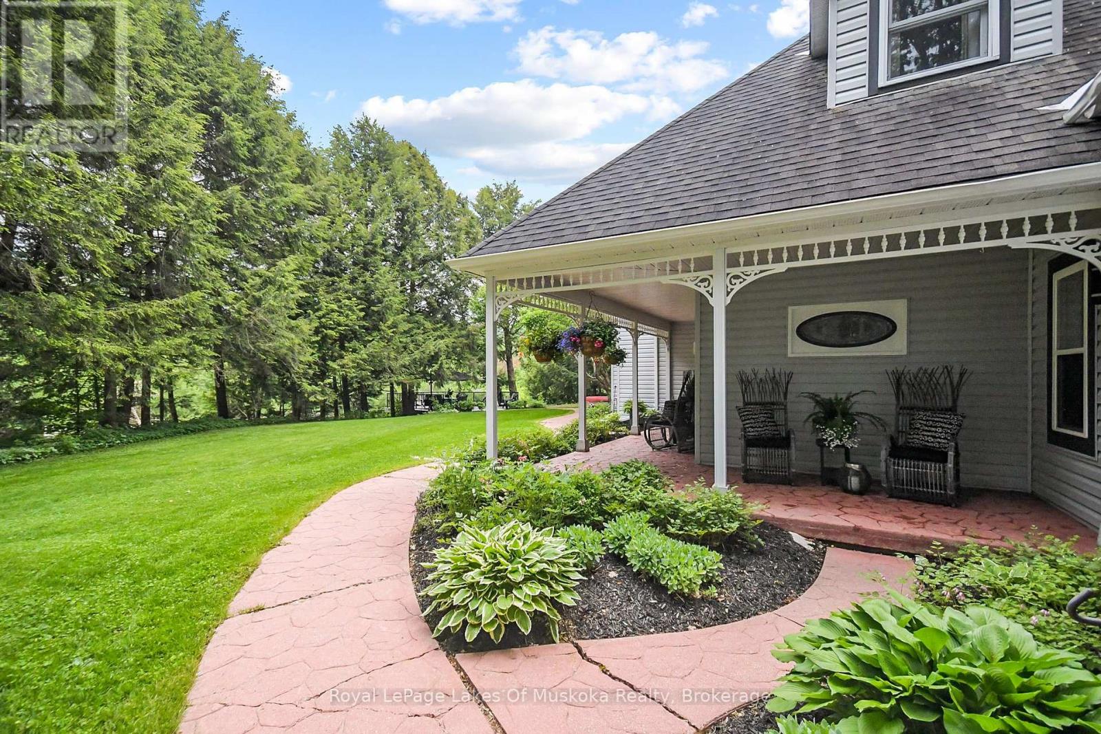 103 Southbank Drive, Bracebridge, Ontario  P1L 1G3 - Photo 14 - X12354547