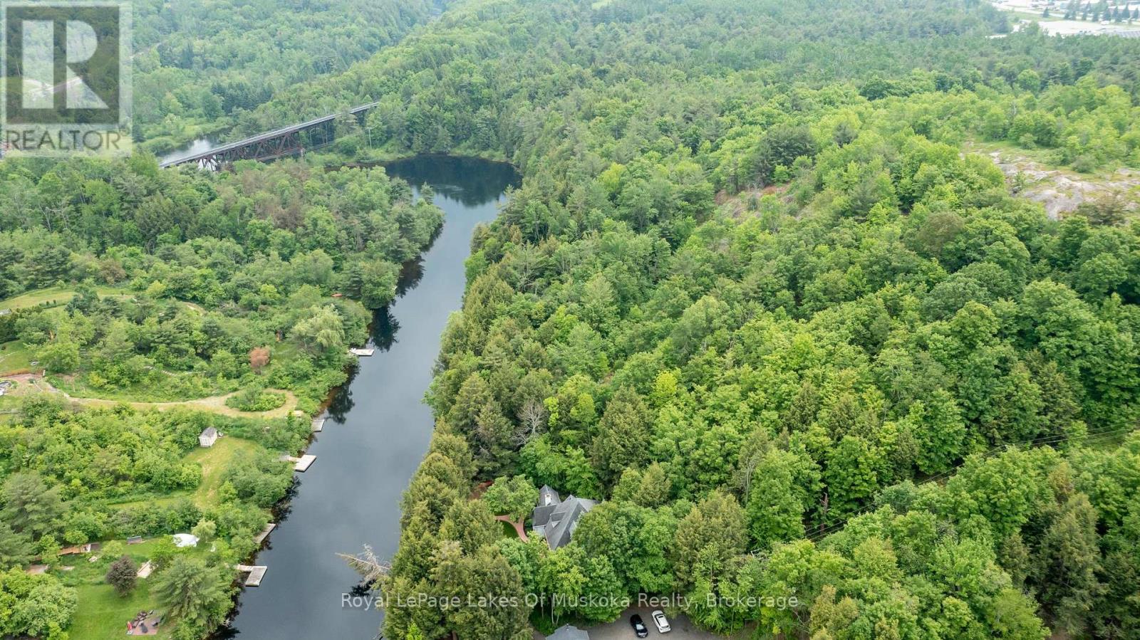 103 Southbank Drive, Bracebridge, Ontario  P1L 1G3 - Photo 38 - X12354547