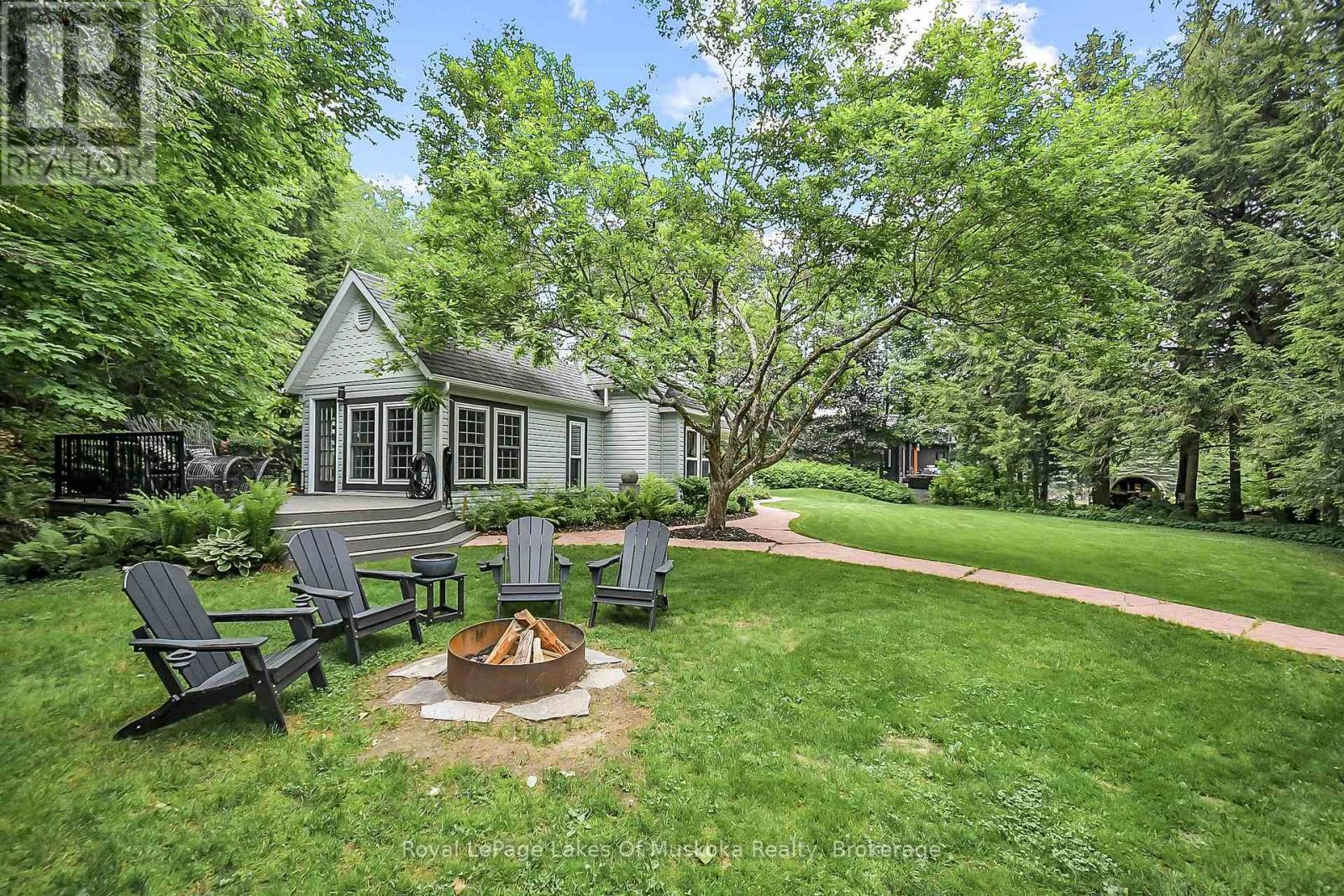 103 Southbank Drive, Bracebridge, Ontario  P1L 1G3 - Photo 7 - X12354547