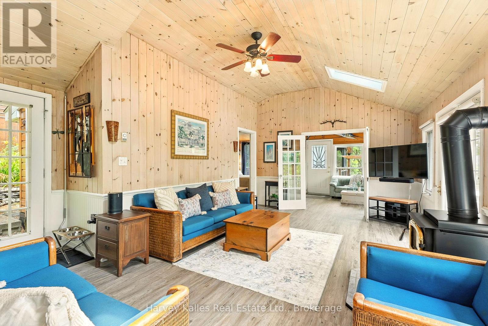 1078 Mckenzie Road, Muskoka Lakes, Ontario  P1P 1A4 - Photo 13 - X12355175