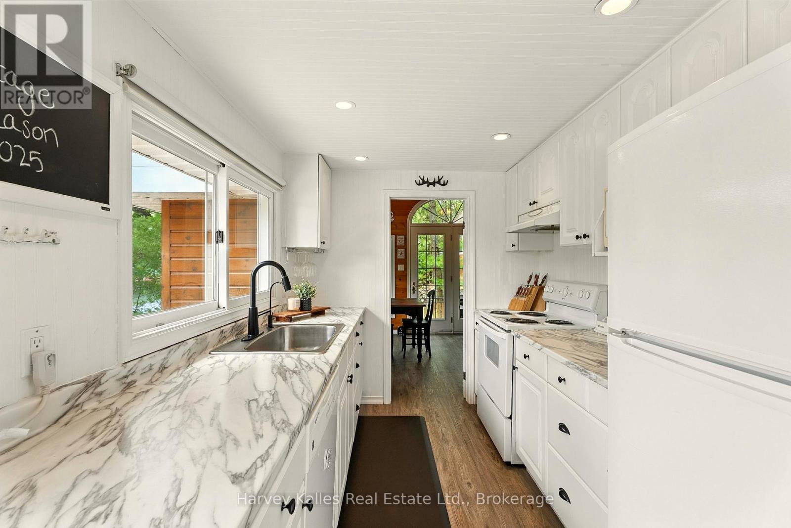 1078 Mckenzie Road, Muskoka Lakes, Ontario  P1P 1A4 - Photo 19 - X12355175