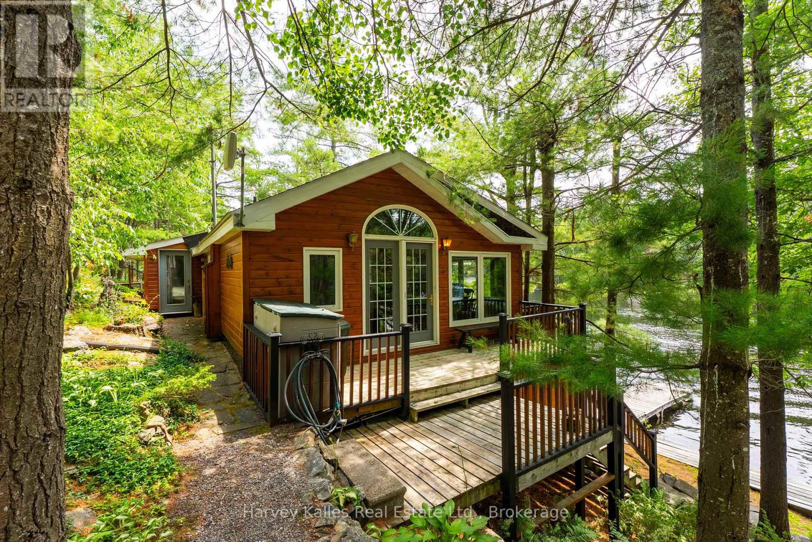 1078 Mckenzie Road, Muskoka Lakes, Ontario  P1P 1A4 - Photo 35 - X12355175