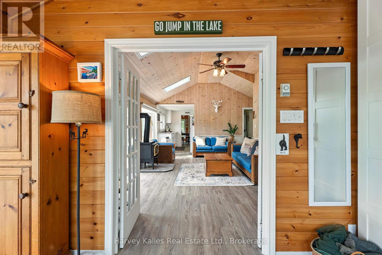 1078 Mckenzie Road, Muskoka Lakes, Ontario  P1P 1A4 - Photo 9 - X12355175