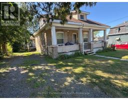 261 HOTCHKISS STREET, Gravenhurst, Ontario