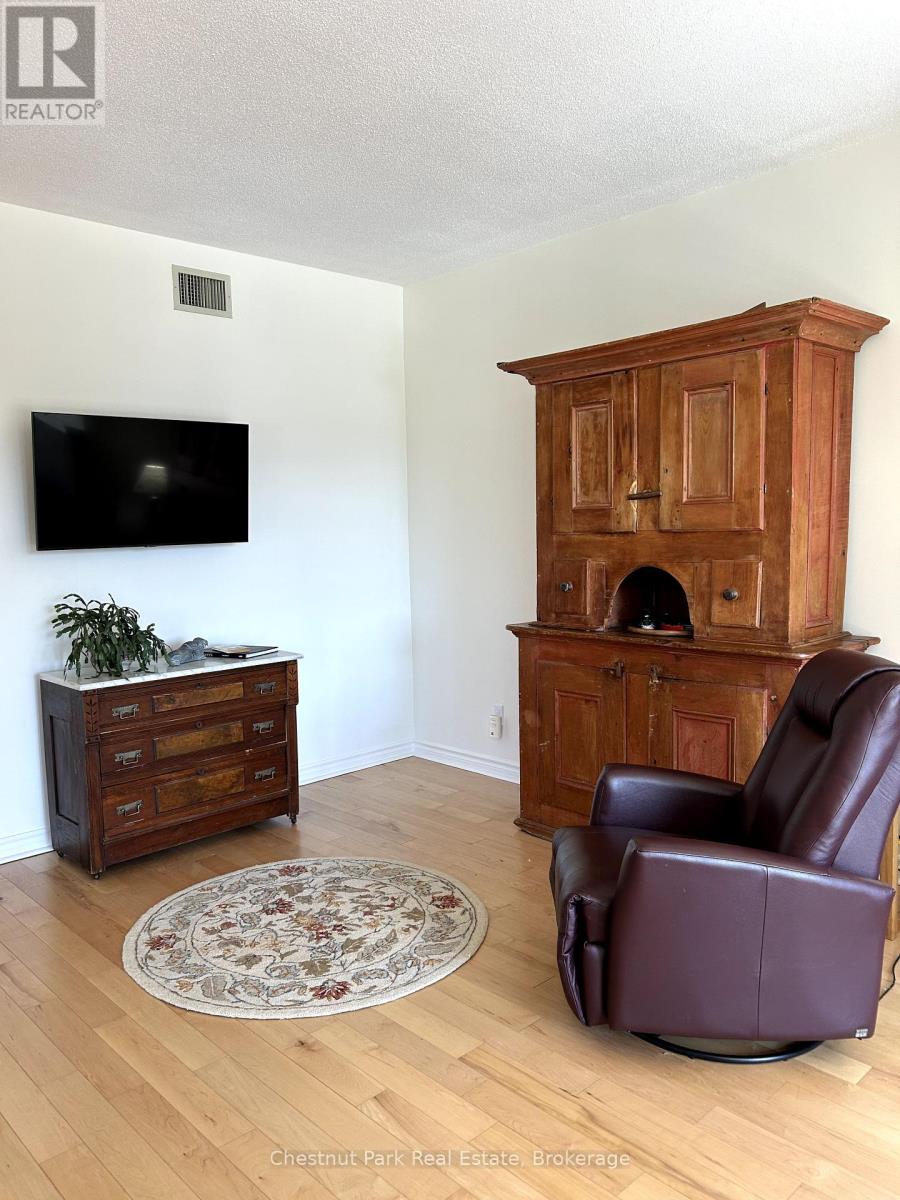 5 - 3421 Grandview Forest Glen Drive, Huntsville, Ontario  P1H 2J5 - Photo 14 - X12360794