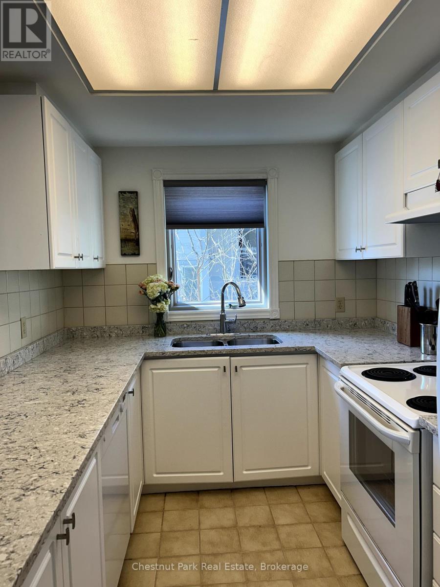 5 - 3421 Grandview Forest Glen Drive, Huntsville, Ontario  P1H 2J5 - Photo 16 - X12360794