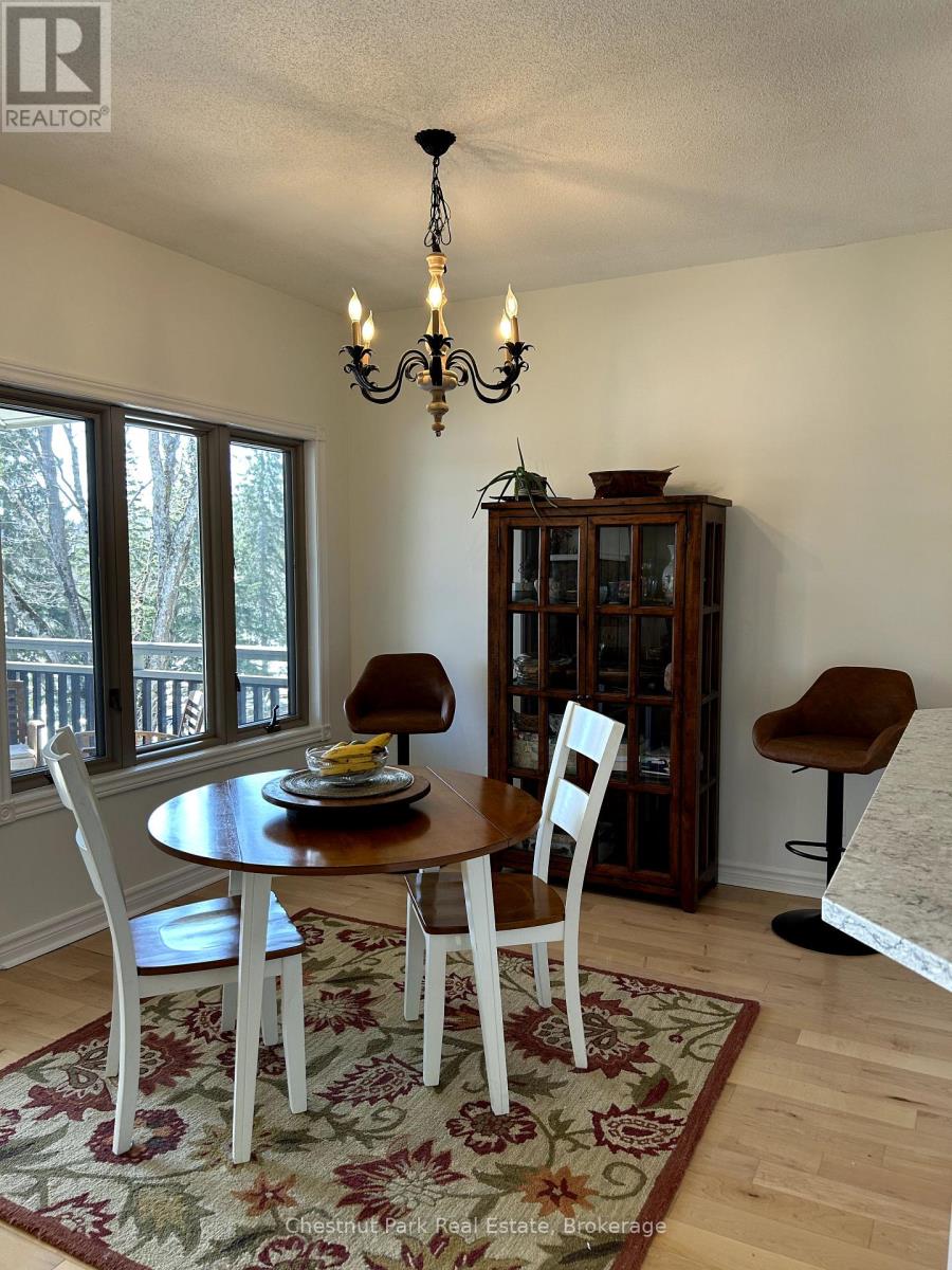 5 - 3421 Grandview Forest Glen Drive, Huntsville, Ontario  P1H 2J5 - Photo 4 - X12360794