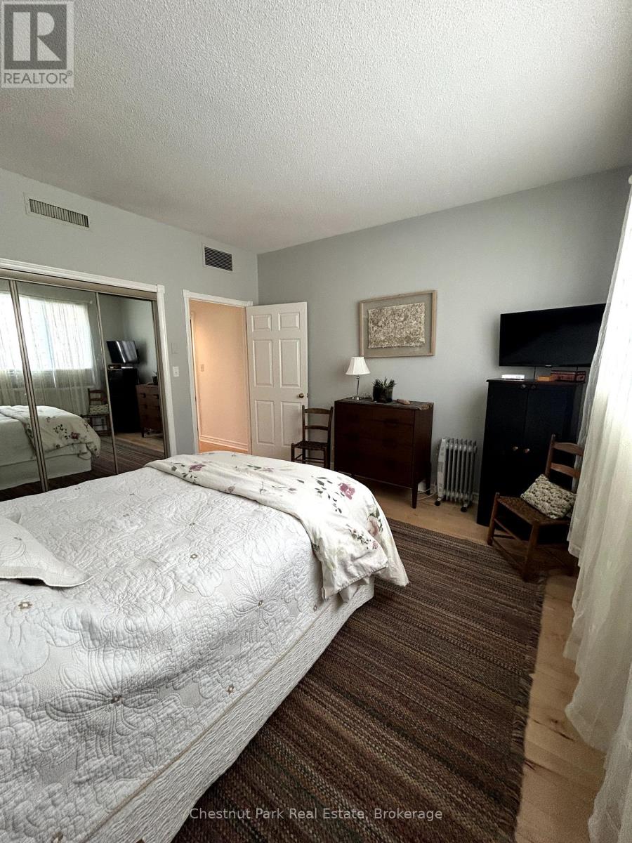 5 - 3421 Grandview Forest Glen Drive, Huntsville, Ontario  P1H 2J5 - Photo 9 - X12360794