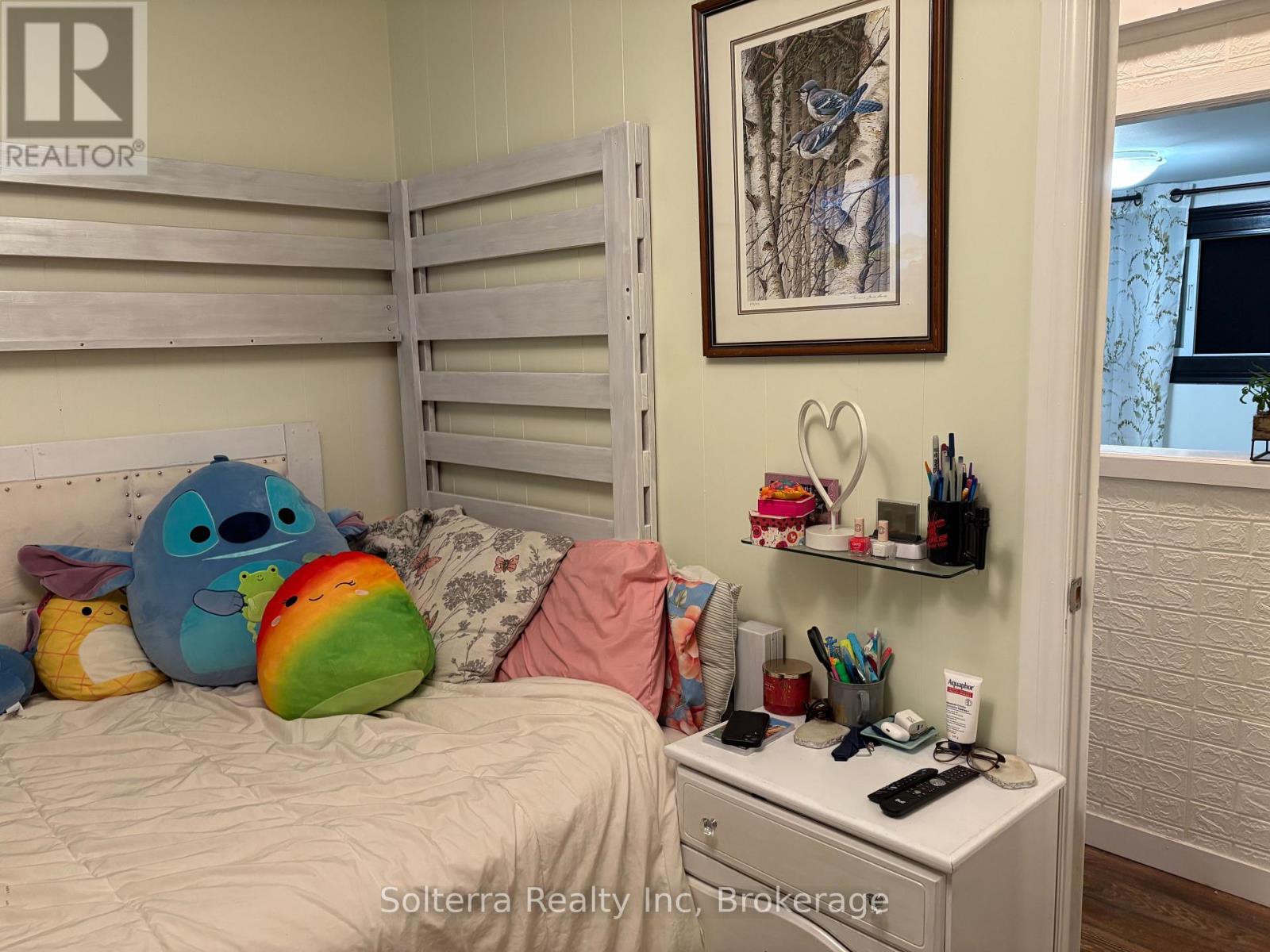 Unit #402 - 1713 Highway 11 S, Gravenhurst, Ontario  P0E 1G0 - Photo 26 - X12361417