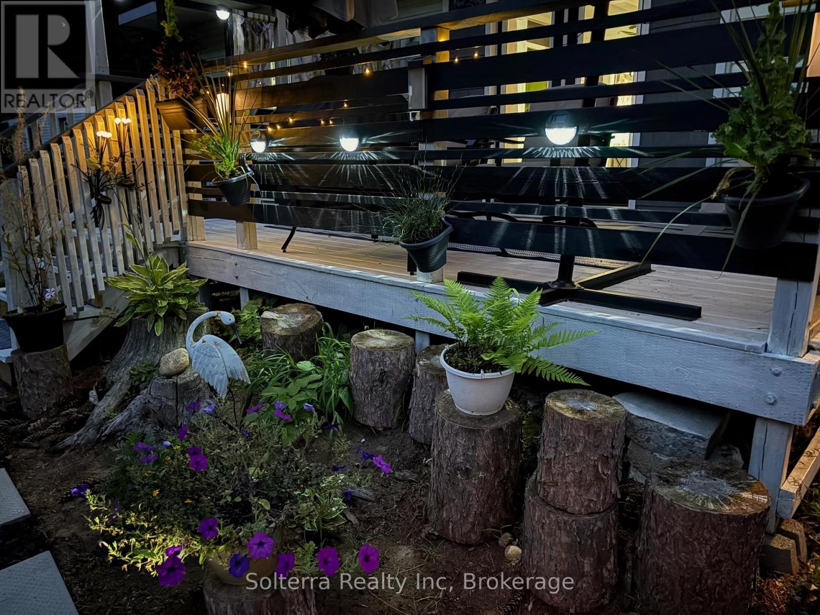 Unit #402 - 1713 Highway 11 S, Gravenhurst, Ontario  P0E 1G0 - Photo 36 - X12361417