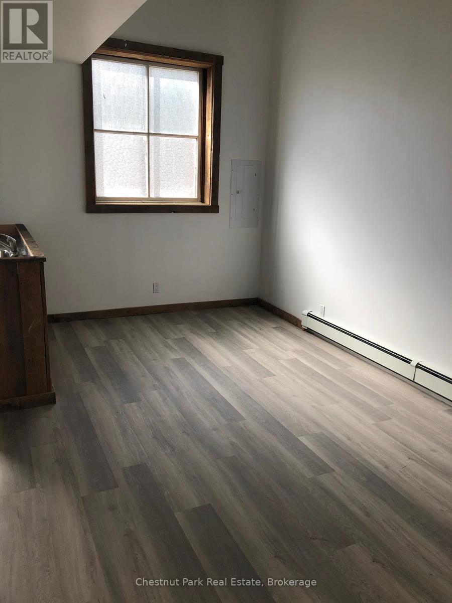 35 Muskoka Road, Georgian Bay, Ontario  P0C 1H0 - Photo 12 - X12362594