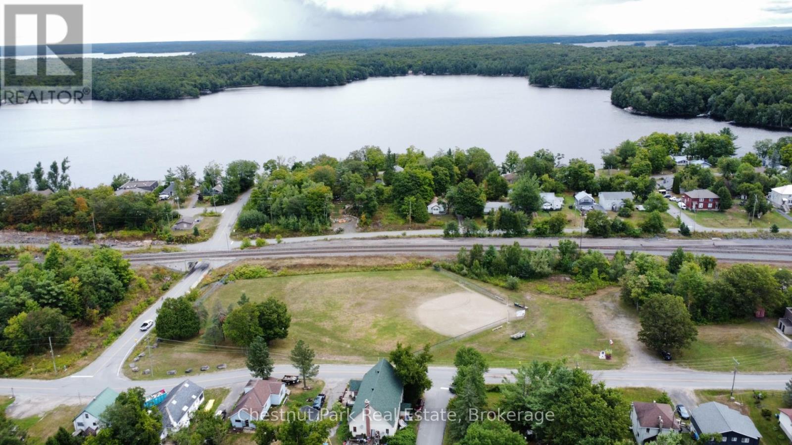 35 Muskoka Road, Georgian Bay, Ontario  P0C 1H0 - Photo 26 - X12362594