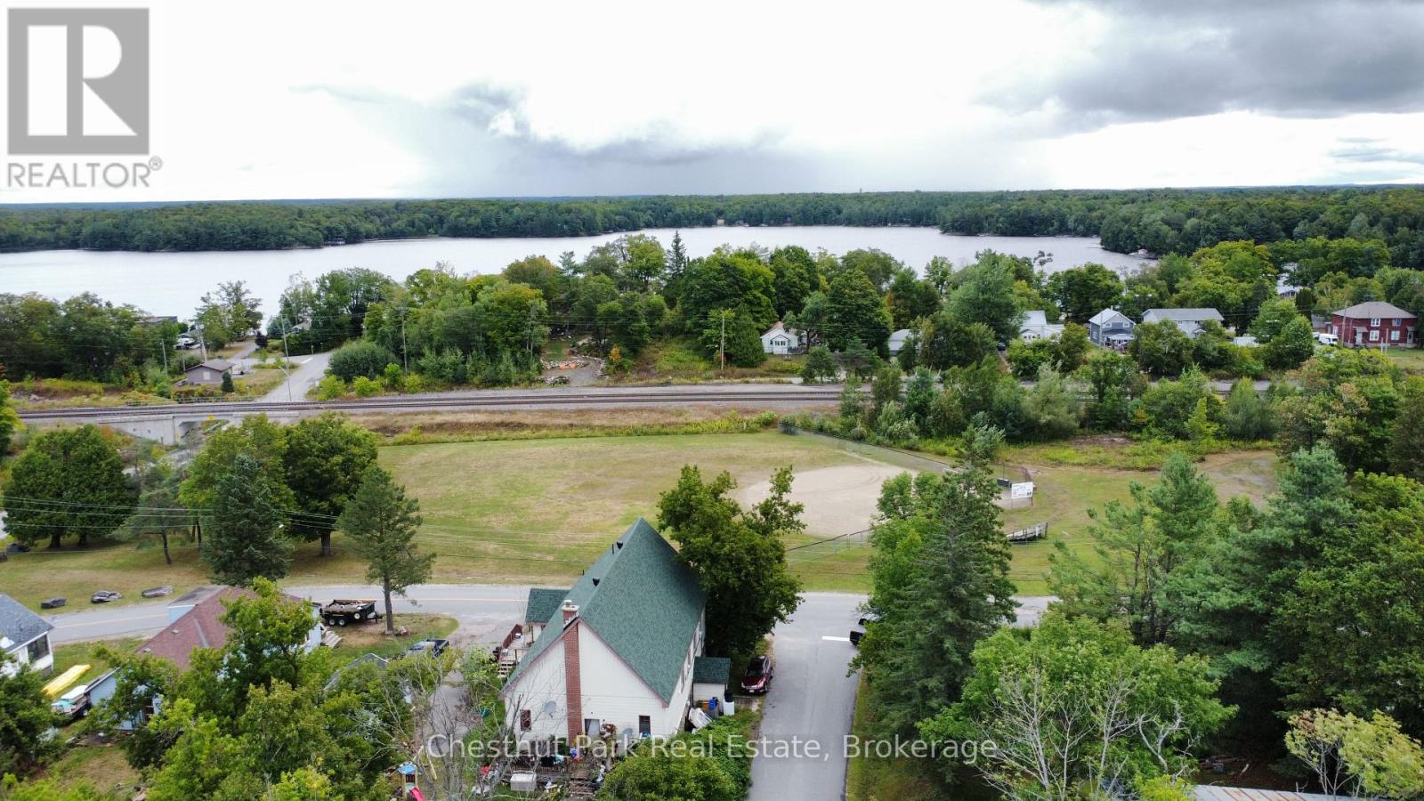 35 Muskoka Road, Georgian Bay, Ontario  P0C 1H0 - Photo 29 - X12362594