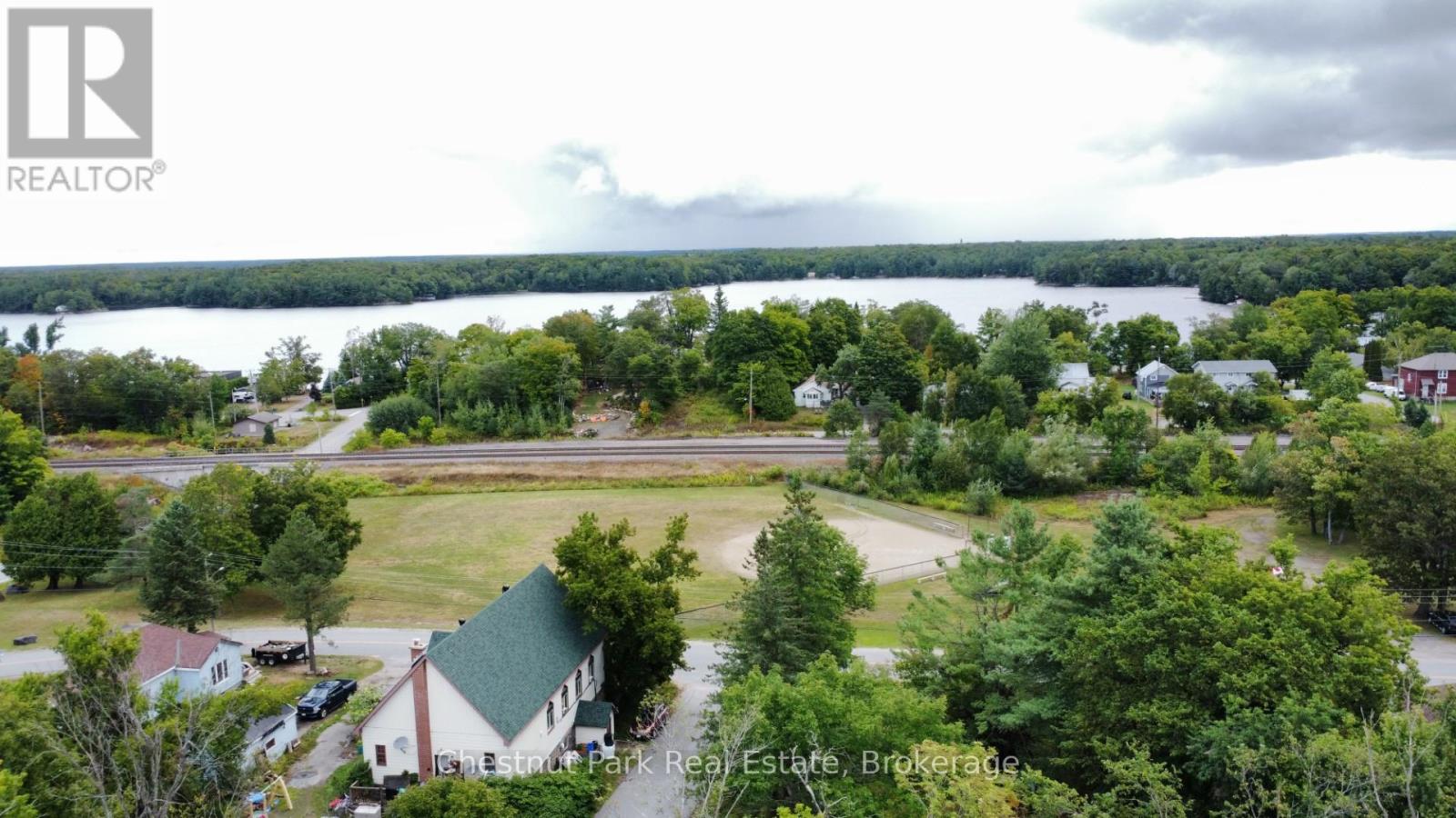 35 Muskoka Road, Georgian Bay, Ontario  P0C 1H0 - Photo 30 - X12362594