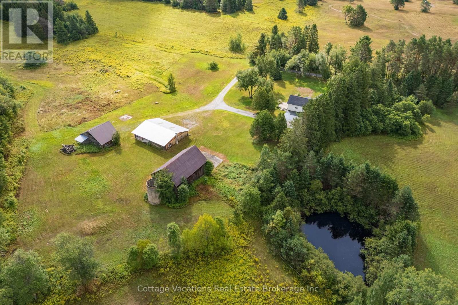 225 Etwell Road, Huntsville, Ontario  P1H 2J2 - Photo 8 - X12368040