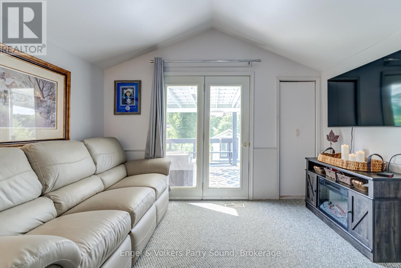 54 River Street, Parry Sound, Ontario  P2A 2T6 - Photo 15 - X12370021