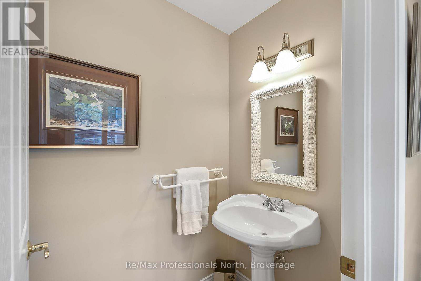 160 Tiffany Trail, Gravenhurst, Ontario  P1P 1A6 - Photo 11 - X12370024