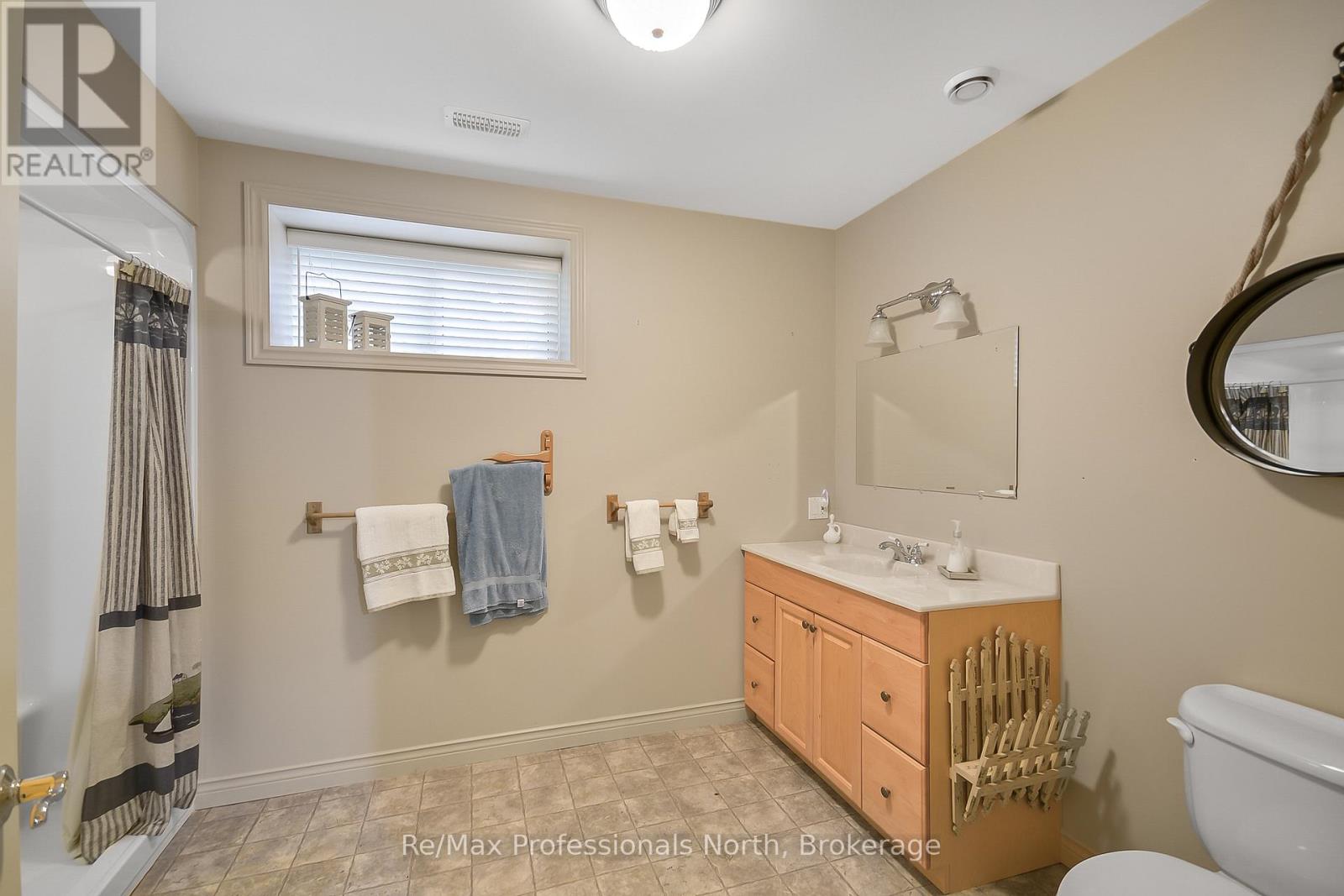 160 Tiffany Trail, Gravenhurst, Ontario  P1P 1A6 - Photo 29 - X12370024