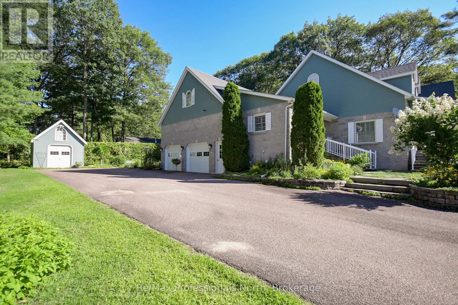 160 Tiffany Trail, Gravenhurst, Ontario  P1P 1A6 - Photo 40 - X12370024