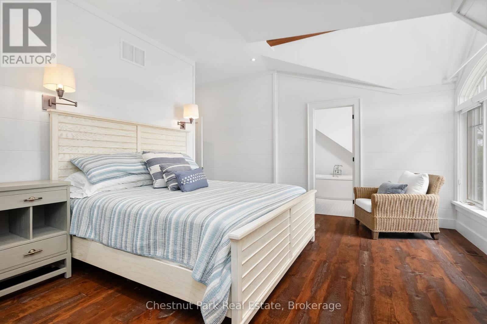 1026 3300 Road, Gravenhurst, Ontario  P1P 1R2 - Photo 17 - X12370191