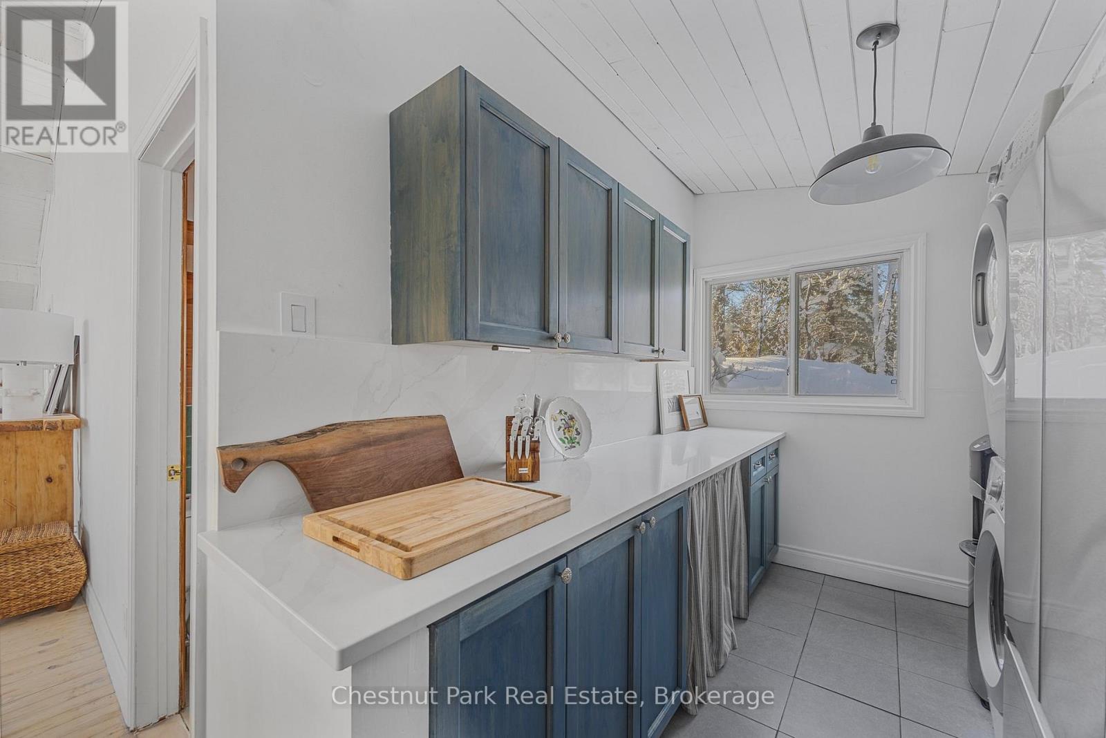 1019 Old Bala Road, Muskoka Lakes, Ontario  P0C 1A0 - Photo 10 - X12370883