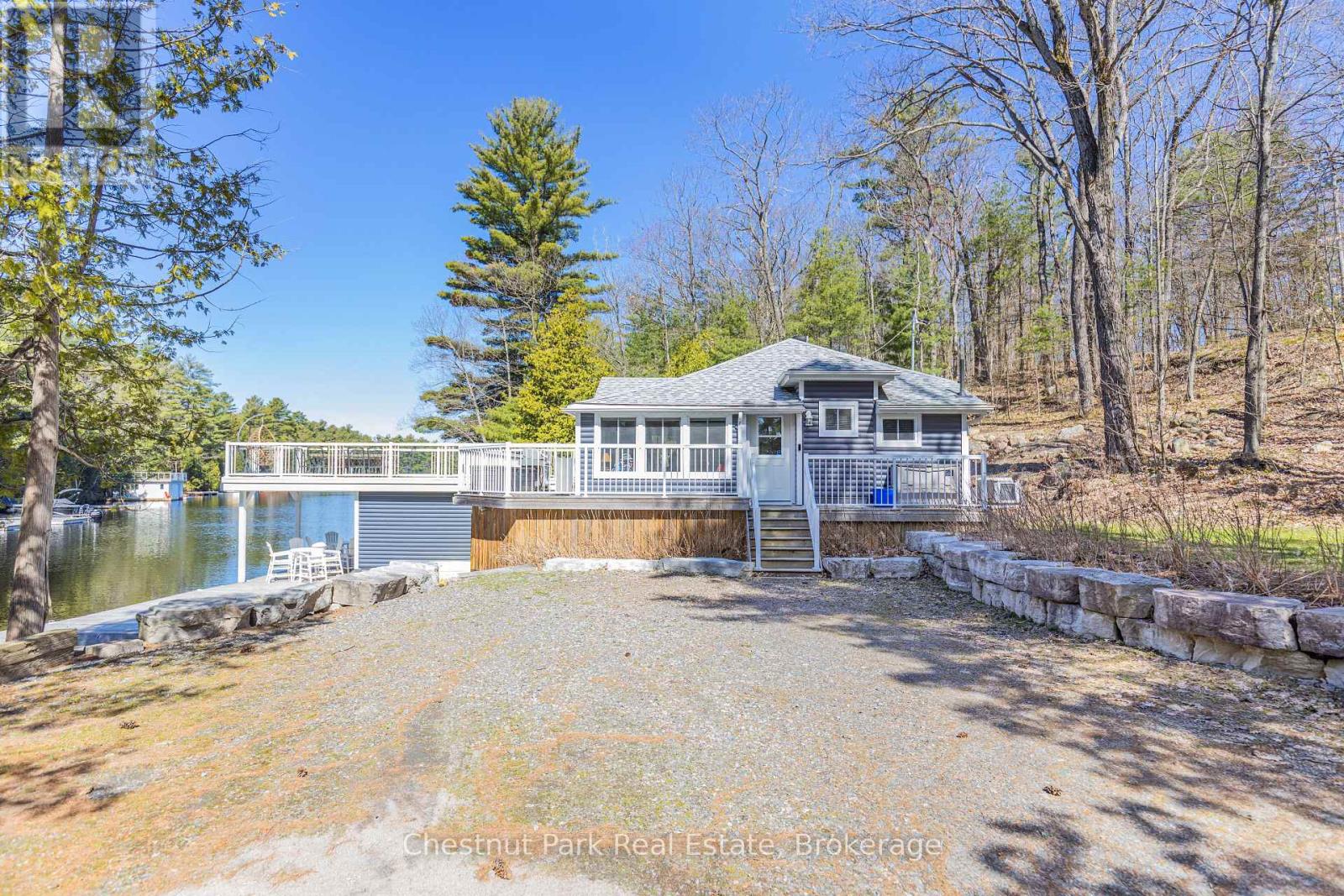 1017 Dark Bay Road, Muskoka Lakes, Ontario  P0C 1A0 - Photo 2 - X12370948