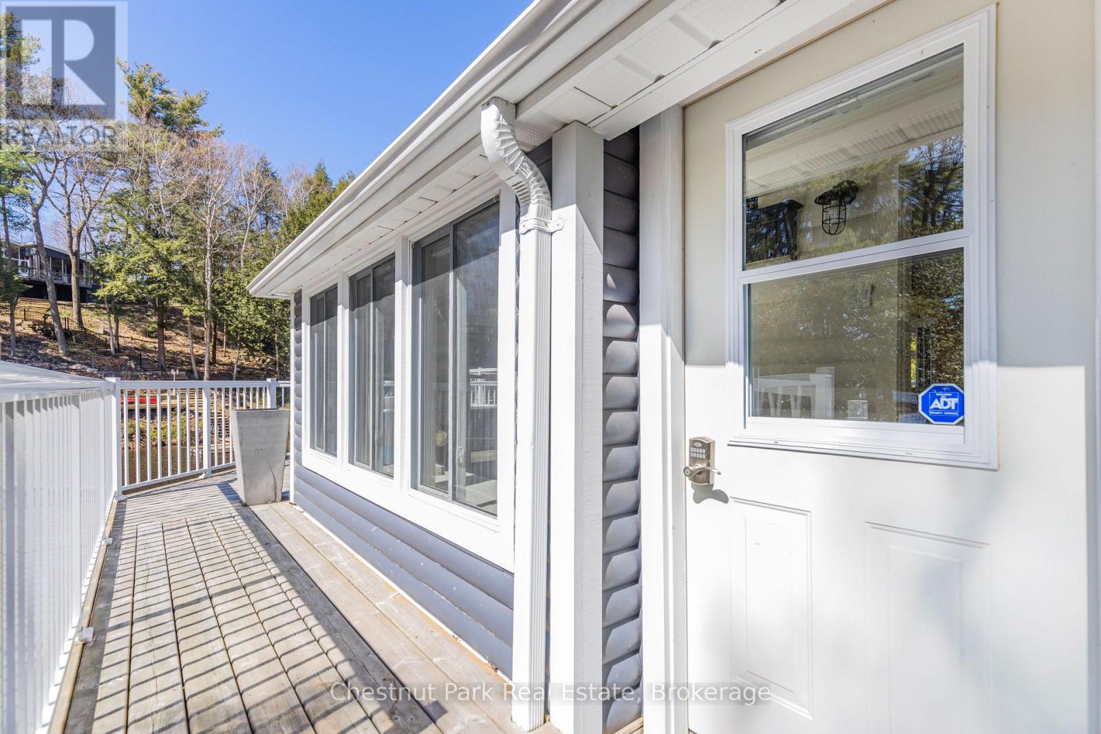 1017 Dark Bay Road, Muskoka Lakes, Ontario  P0C 1A0 - Photo 21 - X12370948