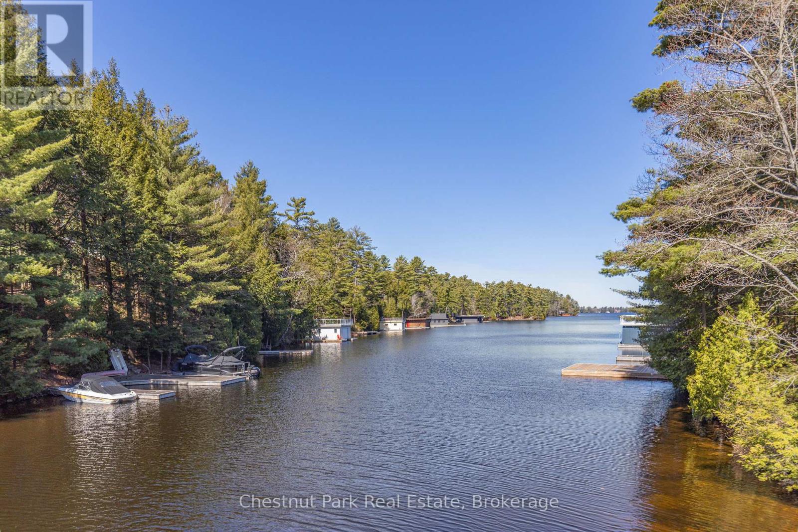 1017 Dark Bay Road, Muskoka Lakes, Ontario  P0C 1A0 - Photo 27 - X12370948
