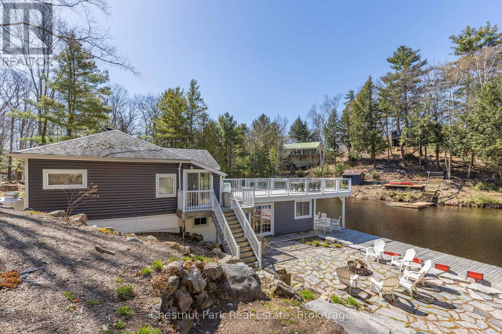 1017 Dark Bay Road, Muskoka Lakes, Ontario  P0C 1A0 - Photo 28 - X12370948