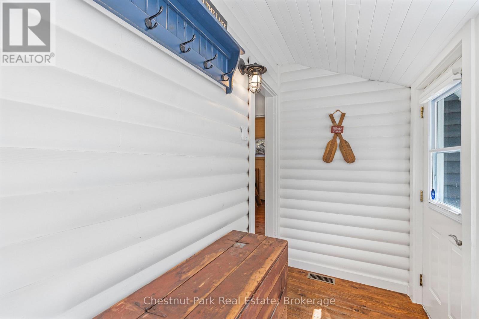 1017 Dark Bay Road, Muskoka Lakes, Ontario  P0C 1A0 - Photo 3 - X12370948