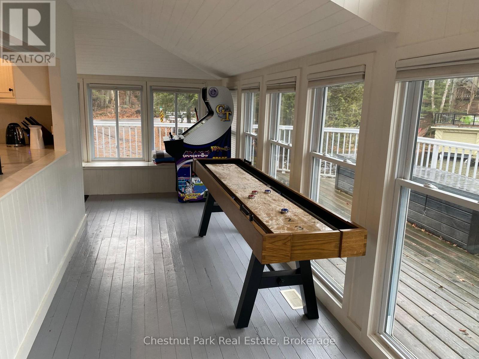 1017 Dark Bay Road, Muskoka Lakes, Ontario  P0C 1A0 - Photo 37 - X12370948