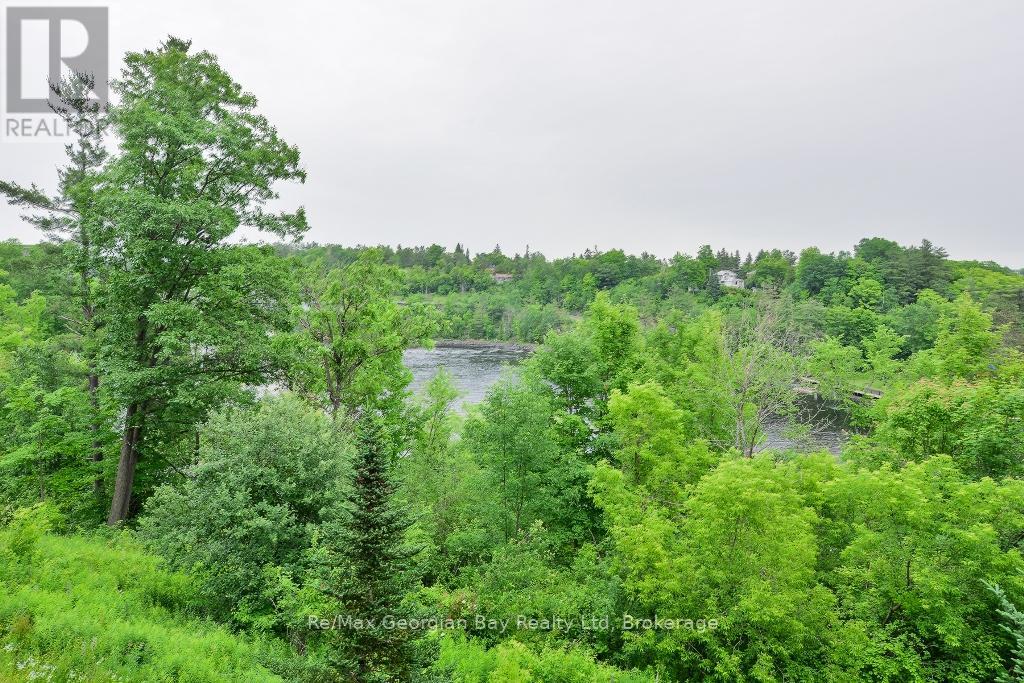 206 - 10a Kimberley Avenue, Bracebridge, Ontario  P1L 0A6 - Photo 32 - X12372103