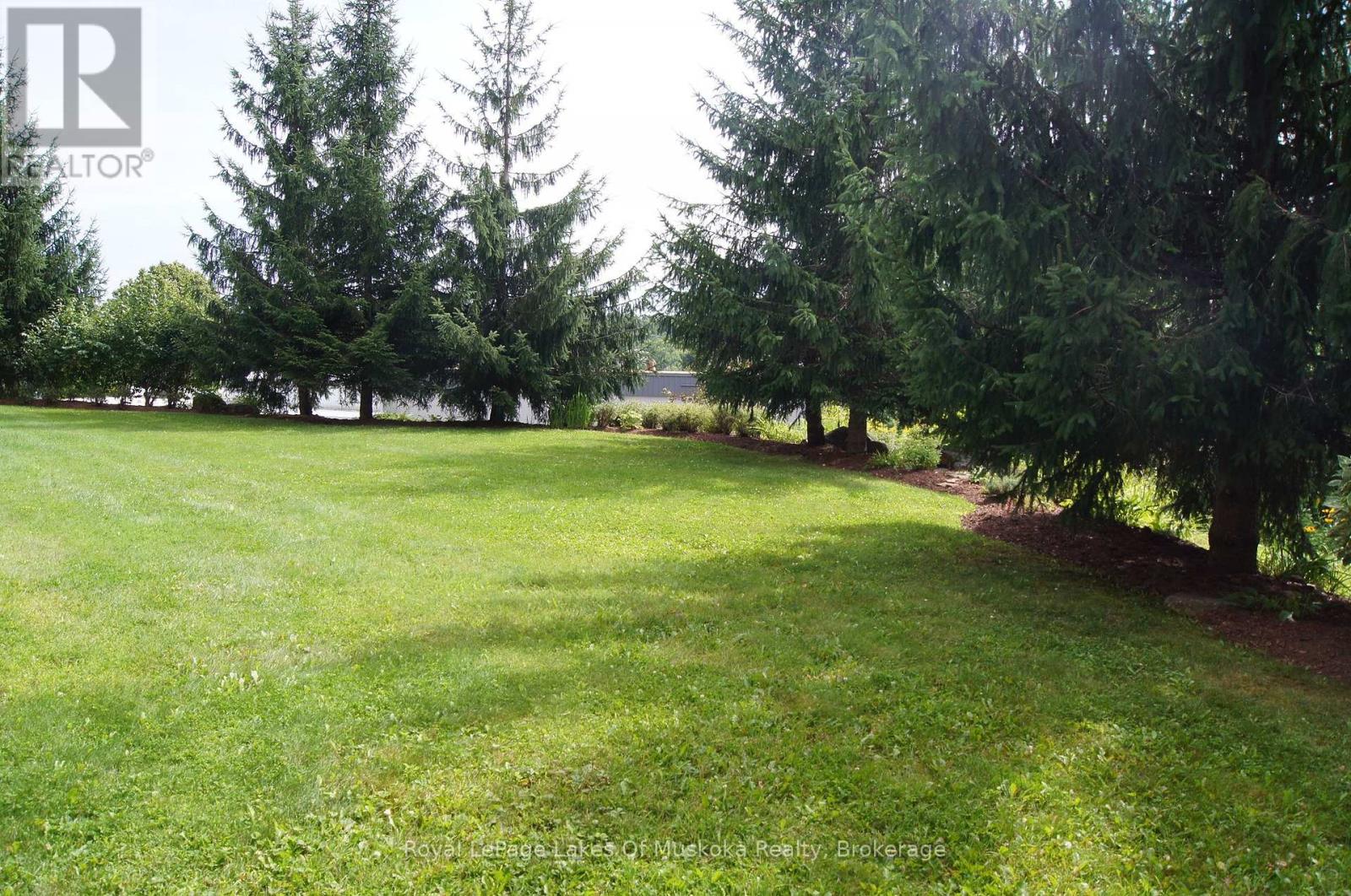 301 - 24 Dairy Lane, Huntsville, Ontario  P1H 0A4 - Photo 10 - X12372231