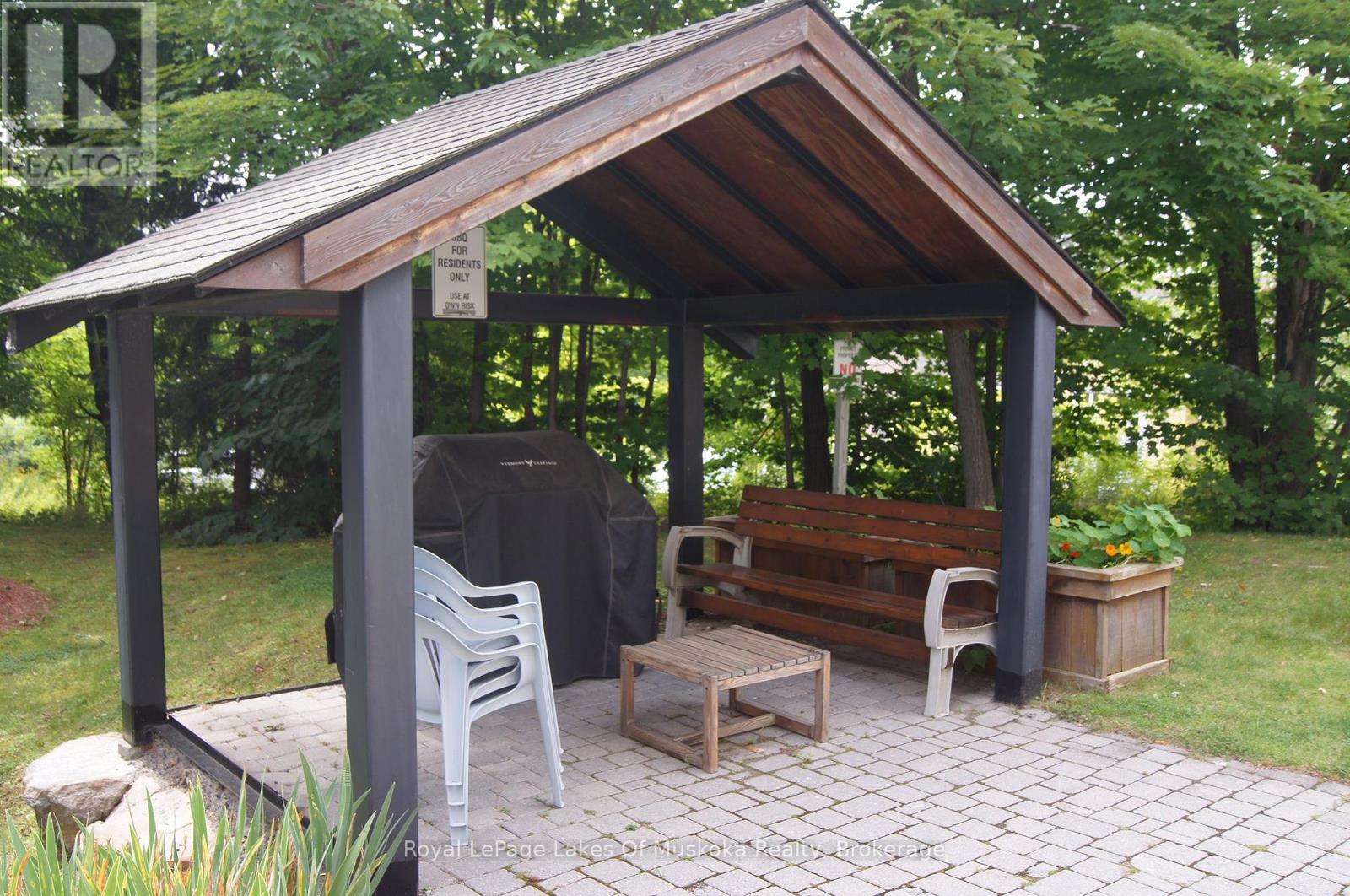 301 - 24 Dairy Lane, Huntsville, Ontario  P1H 0A4 - Photo 8 - X12372231