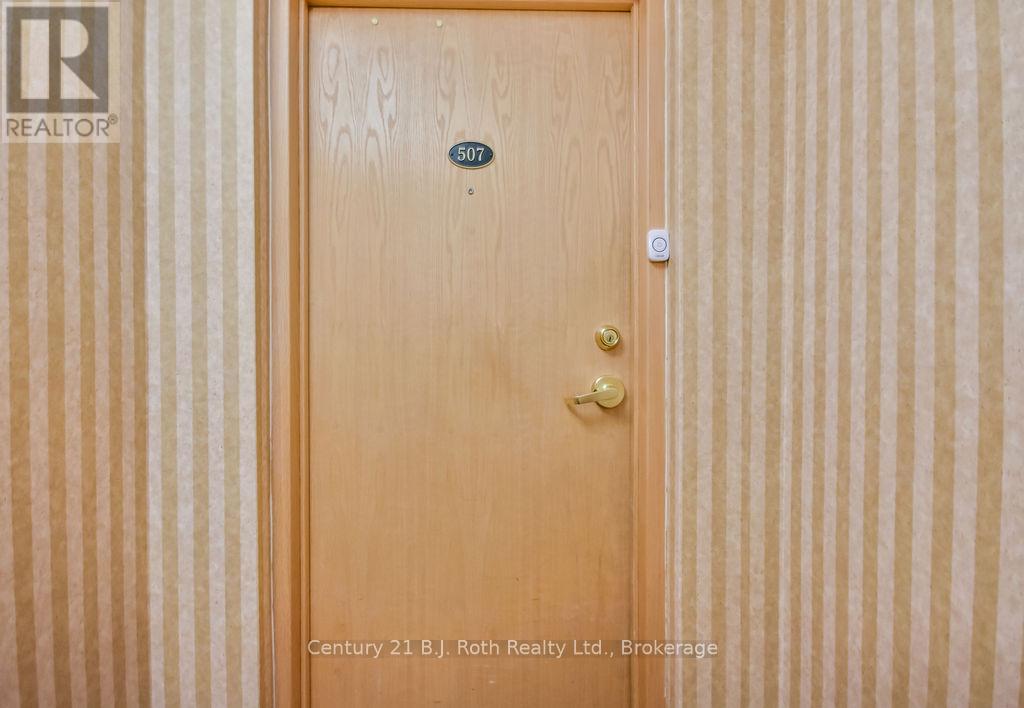 507 - 110 Steamship Bay Road, Gravenhurst, Ontario  P1P 1Z9 - Photo 10 - X12372651