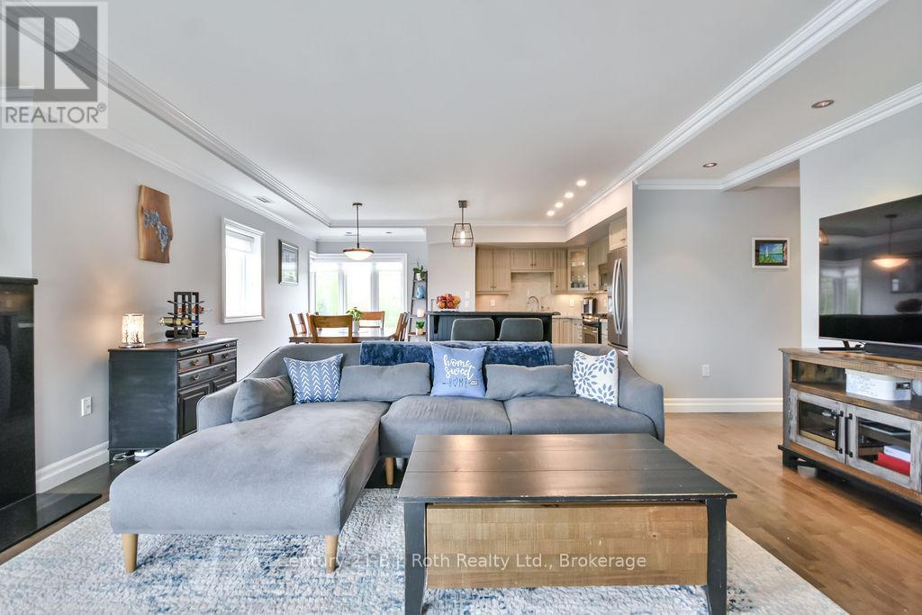 507 - 110 Steamship Bay Road, Gravenhurst, Ontario  P1P 1Z9 - Photo 13 - X12372651