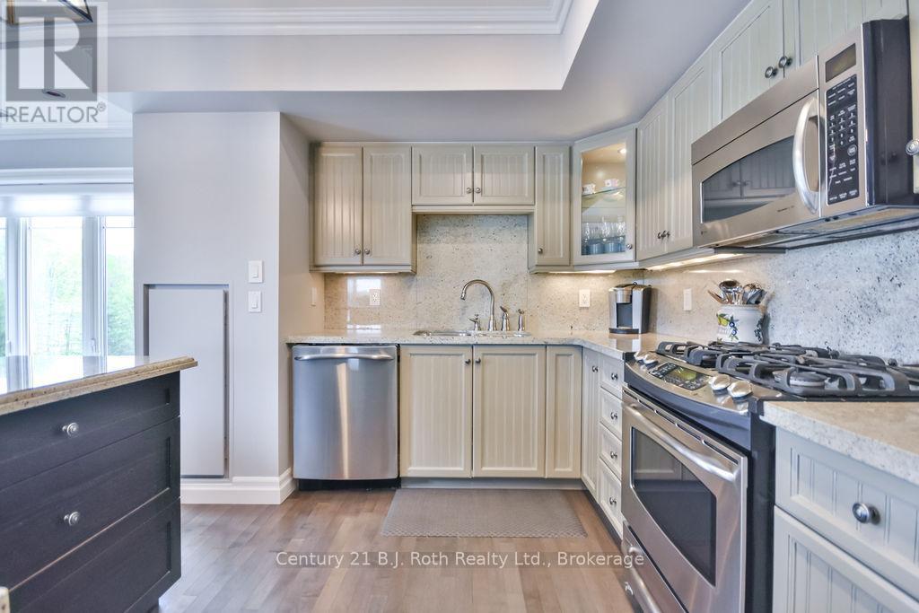 507 - 110 Steamship Bay Road, Gravenhurst, Ontario  P1P 1Z9 - Photo 18 - X12372651