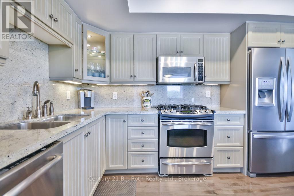 507 - 110 Steamship Bay Road, Gravenhurst, Ontario  P1P 1Z9 - Photo 22 - X12372651