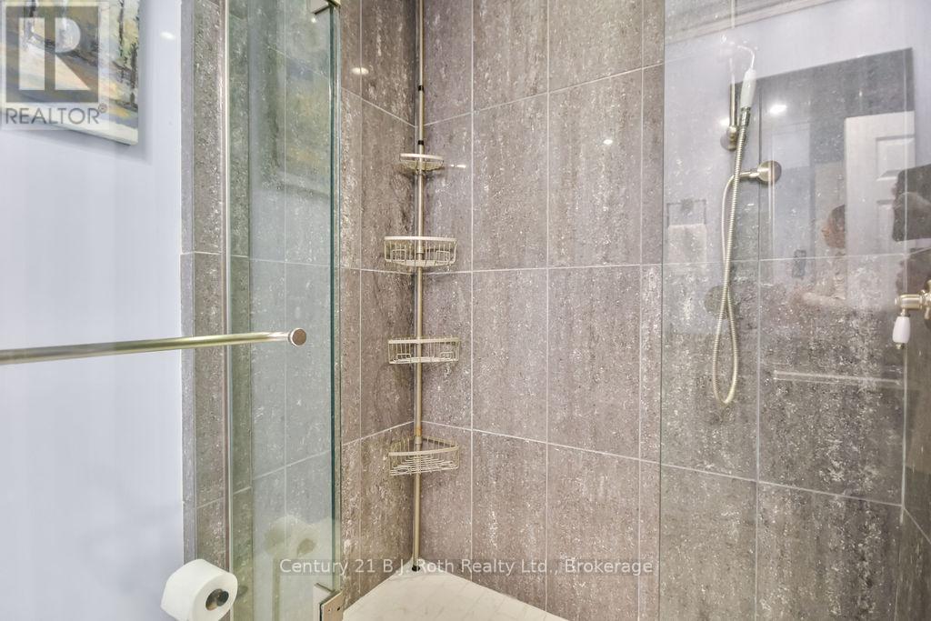 507 - 110 Steamship Bay Road, Gravenhurst, Ontario  P1P 1Z9 - Photo 28 - X12372651